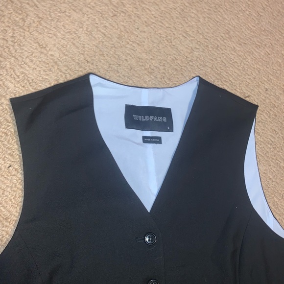 WildFang women’s designer vest - Picture 3 of 4